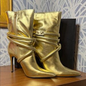 Elegant Gold Heeled Boots